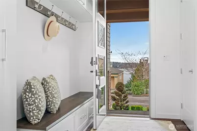 2414 Garden Court N, Renton, WA 98056 - Photo 17