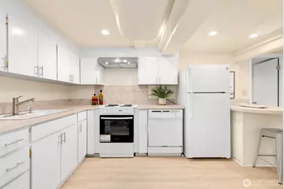 2321 100th Avenue NE, Bellevue, WA 98004 - Photo 21