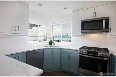 5539 Mutiny Sands Road, Freeland, WA 98249 - Photo 9