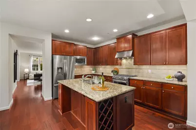 18251 NE 111th St, Redmond, WA 98052 - Photo 11