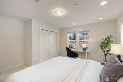 18251 NE 111th St, Redmond, WA 98052 - Photo 17