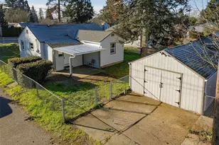 904 E 33rd St, Vancouver, WA 98663 - Photo 3