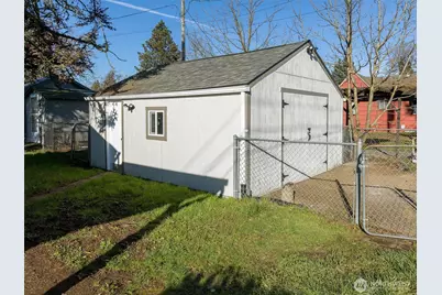 904 E 33rd Street, Vancouver, WA 98663 - Photo 5