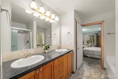 5901 45th Avenue Ct E, Tacoma, WA 98443 - Photo 15