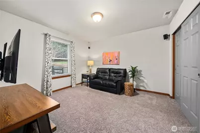 5901 45th Avenue Ct E, Tacoma, WA 98443 - Photo 19