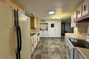 2430 Meadowlark Ln, Kelso, WA 98626 - Photo 17