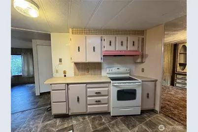 2430 Meadowlark Lane, Kelso, WA 98626 - Photo 13