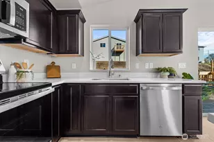 4445 74th Dr NE, Marysville, WA 98270 - Photo 13