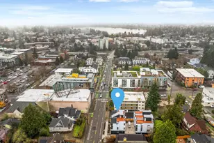 1014 A NE 70th St, Seattle, WA 98115 - Photo 9