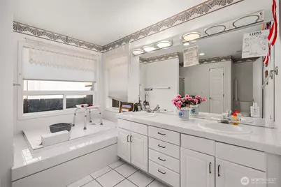 1233 S Geiger St, Tacoma, WA 98465 - Photo 17