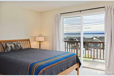 8201 Olympic View Lane, Clinton, WA 98236 - Photo 21