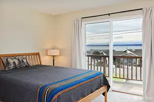 8201 Olympic View Ln, Clinton, WA 98236 - Photo 21