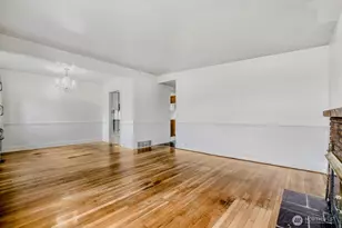 17028 Larch Way, Lynnwood, WA 98037 - Photo 5