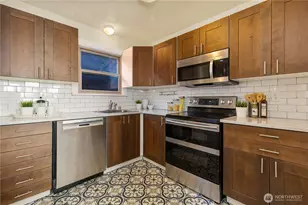 8240 17th Ave NE, Seattle, WA 98115 - Photo 11