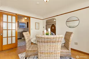 8240 17th Ave NE, Seattle, WA 98115 - Photo 9