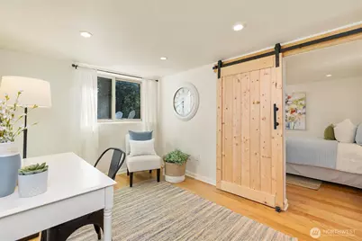 8240 17th Avenue NE, Seattle, WA 98115 - Photo 17