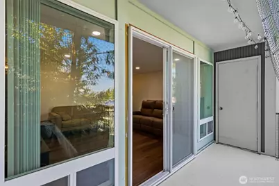 10457 Des Moines Memorial Drive S #307, Seattle, WA 98168 - Photo 15