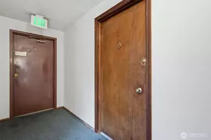 10457 Des Moines Memorial Dr S, Seattle, WA 98168 - Photo 39