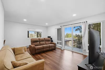 10457 Des Moines Memorial Drive S #307, Seattle, WA 98168 - Photo 3