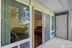 10457 Des Moines Memorial Dr S, Seattle, WA 98168 - Photo 23