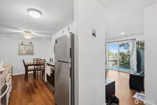 10457 Des Moines Memorial Dr S, Seattle, WA 98168 - Photo 5