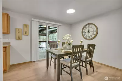 10410 206th Avenue E, Bonney Lake, WA 98391 - Photo 11