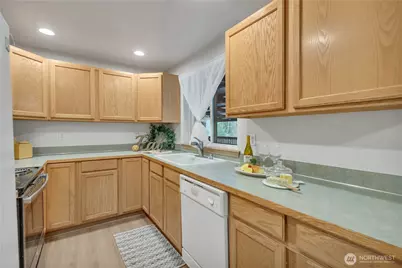 10410 206th Avenue E, Bonney Lake, WA 98391 - Photo 13