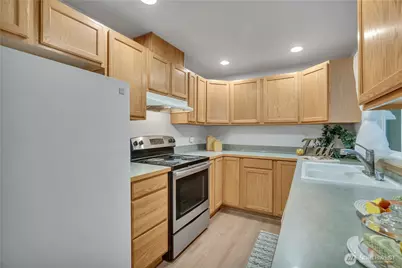 10410 206th Avenue E, Bonney Lake, WA 98391 - Photo 15