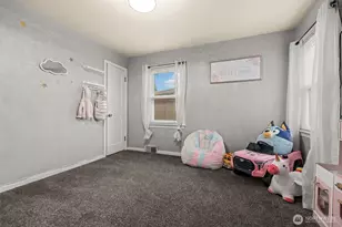 220 S 61st St, Tacoma, WA 98408 - Photo 13