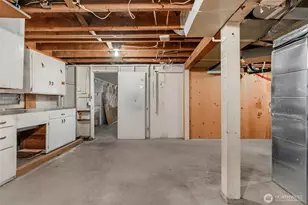 220 S 61st St, Tacoma, WA 98408 - Photo 33