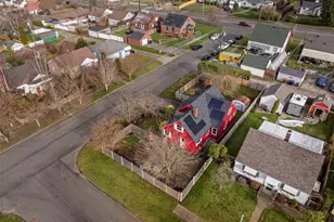 220 S 61st St, Tacoma, WA 98408 - Photo 31