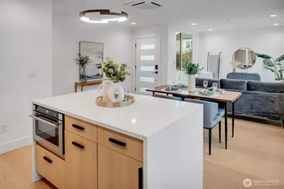 6400 Fauntleroy Way SW, Seattle, WA 98136 - Photo 9