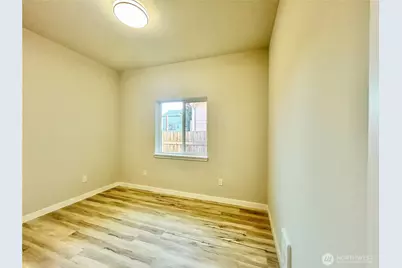 1209 S Cushman Avenue, Tacoma, WA 98405 - Photo 17