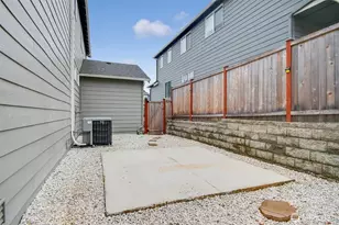 2037 81st Ave E, Edgewood, WA 98371 - Photo 23