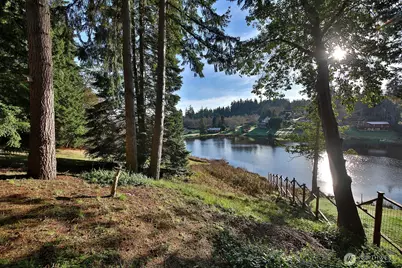 1015 Honeymoon Lake Drive, Greenbank, WA 98253 - Photo 5