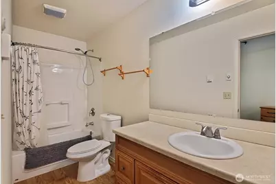 1015 Honeymoon Lake Drive, Greenbank, WA 98253 - Photo 21