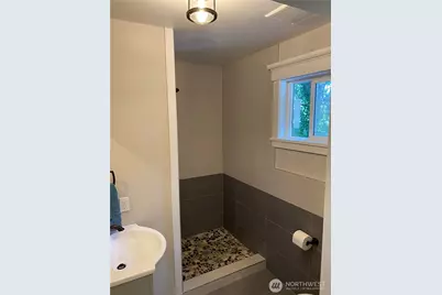 210 S 173rd Place #1, Burien, WA 98148 - Photo 7