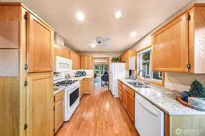 4355 Village Drive #B, Bellingham, WA 98226 - Photo 7