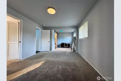 13801 Dana Lane E, Puyallup, WA 98373 - Photo 11