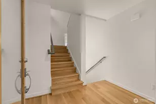 6038 50th Ave NE, Seattle, WA 98115 - Photo 5