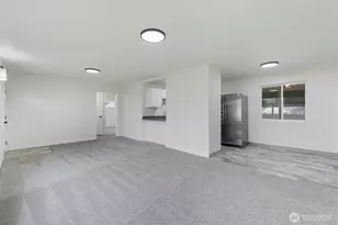 310 Cypress St, Longview, WA 98632 - Photo 5