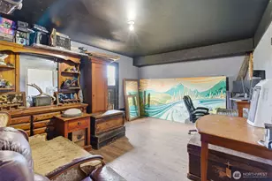 2208 S Lincoln St, Port Angeles, WA 98362 - Photo 17