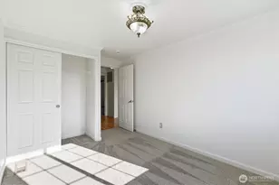 139 E 92nd St, Tacoma, WA 98445 - Photo 17