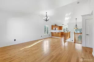 139 E 92nd St, Tacoma, WA 98445 - Photo 5