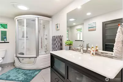 2726 Pioneer Way E, Tacoma, WA 98404 - Photo 17