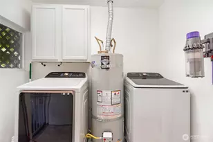 2726 Pioneer Way E, Tacoma, WA 98404 - Photo 19