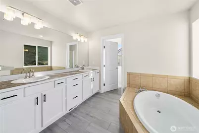 4125 S 220th Place #26, Kent, WA 98032 - Photo 25