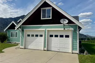 31 Apple Meadow Dr, Tonasket, WA 98844 - Photo 3