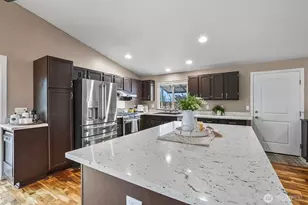 6811 54th Pl NE, Marysville, WA 98270 - Photo 19