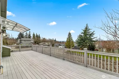 6811 54th Place NE, Marysville, WA 98270 - Photo 33